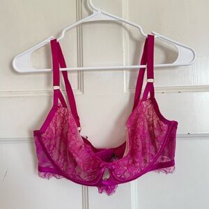 Victoria’s Secret Very Sexy Fuchsia lace unlined Demi bra size‎ 36DD
